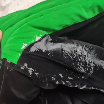 Mavi Jeans Montumun Kapüşon Rengi Soyuldu, Mağaza Yardımcı Olmuyor