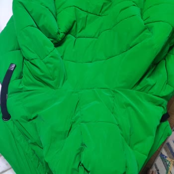 Mavi Jeans Montumun Kapüşon Rengi Soyuldu, Mağaza Yardımcı Olmuyor