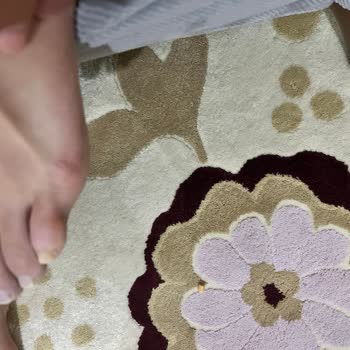 Botlar Ayağımı Mahvetti, Değişim Talebim Reddedildi!