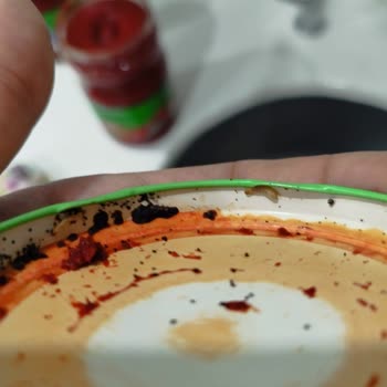 BİM'den Alınan Salçalarda Kurt Şoku