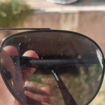 Garanti Süresi Dolan Gözlükteki Renk Solması Sorunu