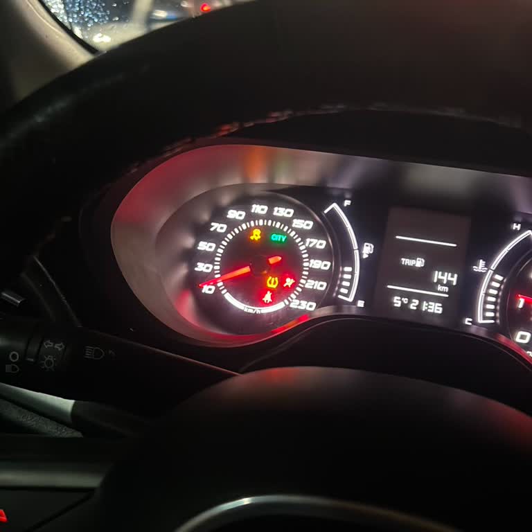 Aracımda Birden Fazla Elektronik Sorun Yaşıyorum