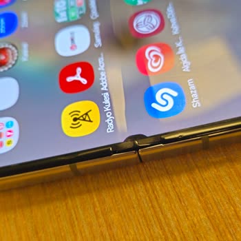 Samsung Katlanabilir Telefonların Kronik Sorunları