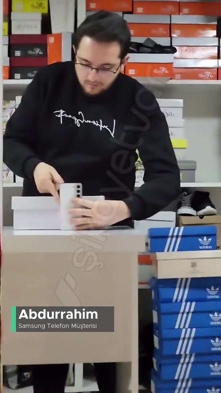 Samsung  S22 Garantisi Devam Ederken 3x Kamerada Titreme Yapıyor! videonun kapak resmi