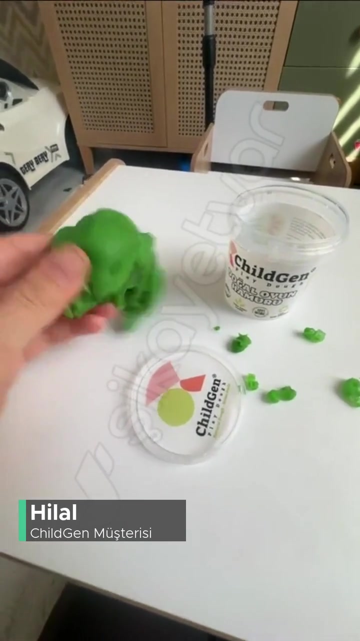 Childgen Oyun Hamurunun İçinden Çıkan Yabancı Cisimler videonun kapak resmi