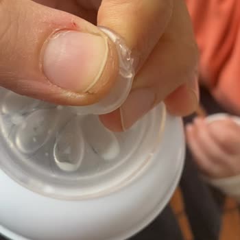 Philips Avent Biberon Uçları Yırtık Çıktı