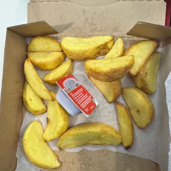 Papa John’s Serving Less Fries Than Advertised – Misleading Portion Sizes