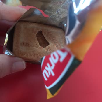 Torku Bisküvi Paketinde Delik Bisküvi Şoku
