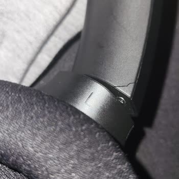 Razer Barracuda Auriculares con problema de grietas crónicas