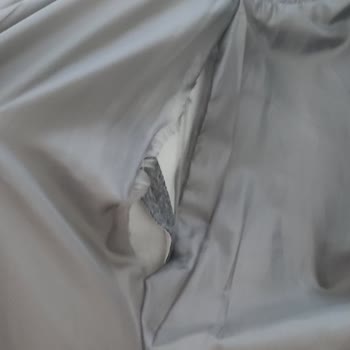 Aldığım Kabanın Astarı Hızla Söküldü Ve Mağaza Çözüm Sunmuyor