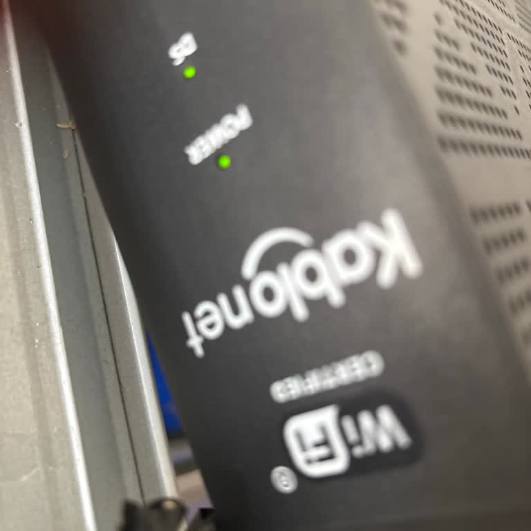 Kesilen İnternet Ve Çözümsüz Müşteri Hizmetleri