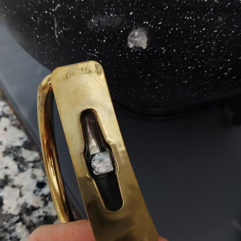 Taç Mutfak Granit Tencere Setinde Erken Kopma Sorunu