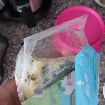 Zincir Marketten Alınan Sütaş Kaşar Peynirinin Bozulması!