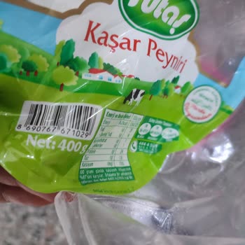 Zincir Marketten Alınan Sütaş Kaşar Peynirinin Bozulması!