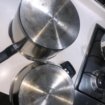 Gallery Crystal Fissler Düdüklü Tencerede Çelik Atması ve Sararma Sorunu