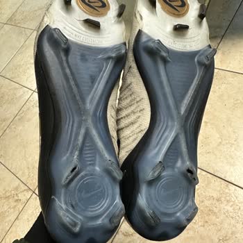 Nike Kramponlarda Sürekli Diş Kırılması Sorunu