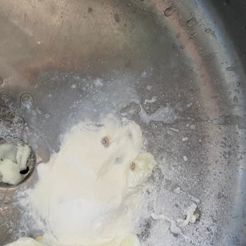 Güvenilir Marka De. Oetker'den Beklenmedik Böcek Sürprizi