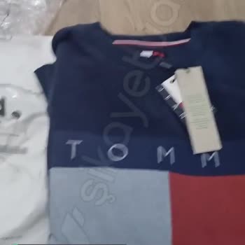 Fashfed Tommy Sweatshirt Yıkanmış Olarak Geldi!