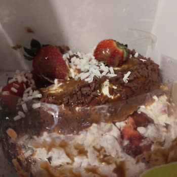 Doğum Günü Pastası Mağduriyeti: İade Bekleniyor