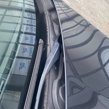 BMW 520i Kronik Ön Panjur Sorunu