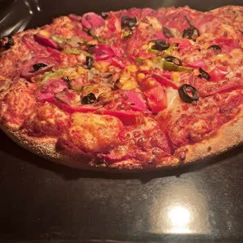 Domino's Pizza Siparişi Soğuk Ve Geç Geldi