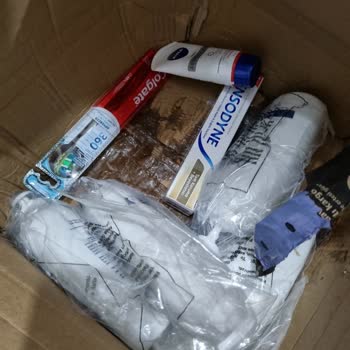 Dökülen Ürünler Ve Yetersiz Müşteri Hizmeti