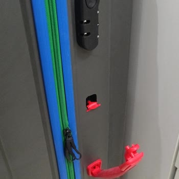 A101'den Aldığım Valiz Seti Kâbusu: Kırık Kulplu Mağduriyet