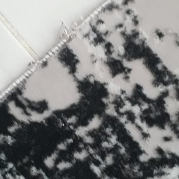 Evkur'dan Aldığımız Halılarda Sürekli Sorunlar Yaşıyoruz