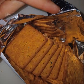 Yanık Kokulu Ve Acı Tadıyla Hayal Kırıklığı Yaratan Bisküviler