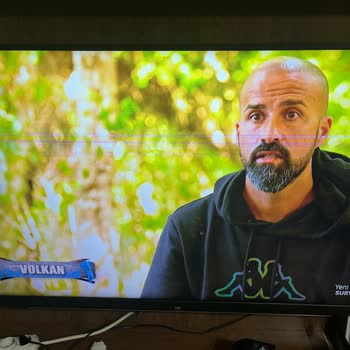 Beko Televizyon Ekranında Erken Dönemde Çizgiler Oluştu