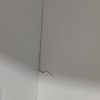 Kalitesiz Gardırop Parçaları Ve Hayal Kırıklığı