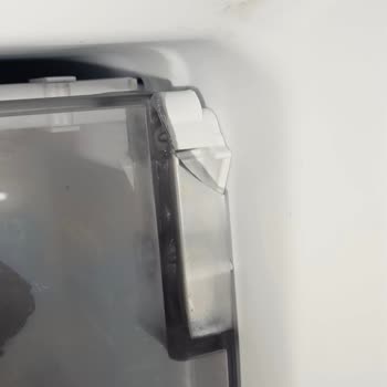 Arçelik Deepfreeze Kapakları Kırılıyor