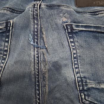 Mavi James Model Kotlarda Şaşırtıcı Daralma Ve Yırtılma Sorunu