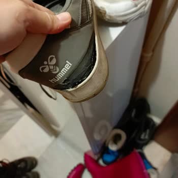 Hummel Ayakkabılarının Dayanıklılığı Ve Müşteri Hizmetleri Sorunu