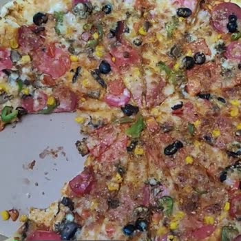 Çayırova Domino's Pizza Şubesinden Siparişimiz Pizza Soğuk Geldi!
