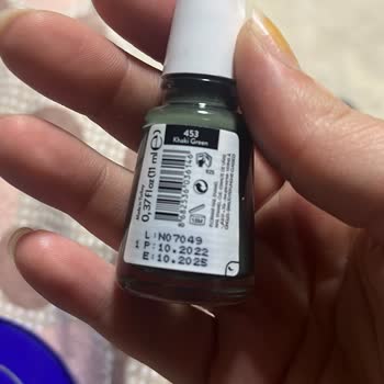 Flormar Oje Sonrası Tırnaklarda Kalıcı Lekeler