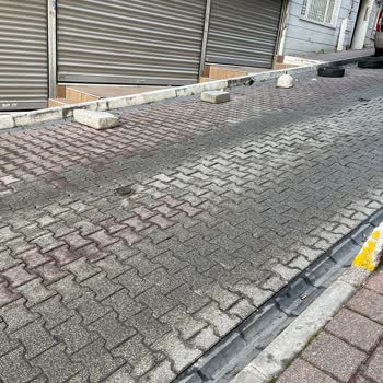 Kaldırım İşgali Ve Araç Park Sorunu