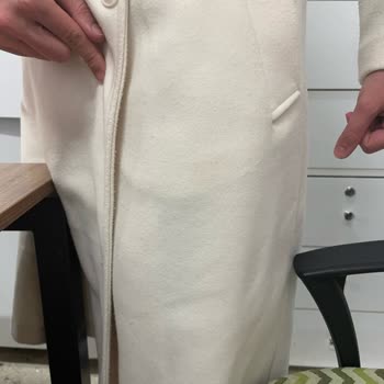 Stradivarius'tan Aldığım Kabanın Kalitesizliği