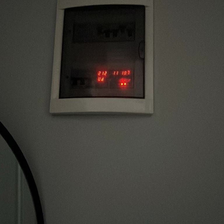 Elektrik Kesintileri Ve Yetersiz Çözümlerle Mağduriyet