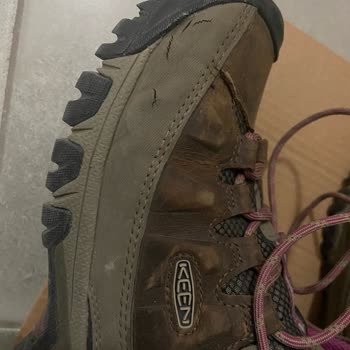 Keen Kısa Sürede Aşınan Botlar İçin Çözüm Bekliyorum