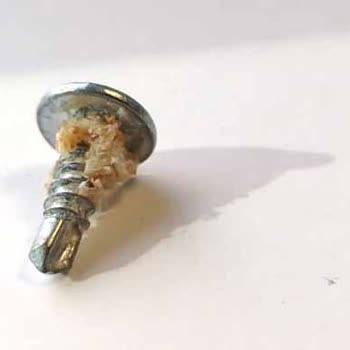 Ekmeğin İçinden Çıkan Akıllı Vida Şoku!