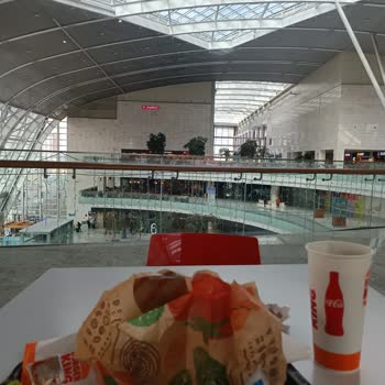 Ankara YHT Garı'ndaki Burger King Deneyimi Hayal Kırıklığı Yarattı