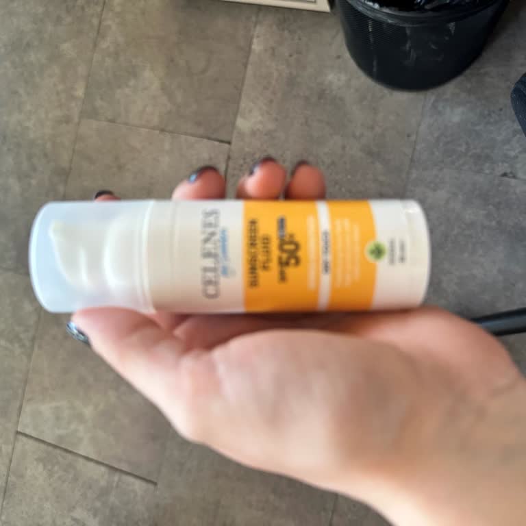 Bozuk Ürün: Celenes Sunscreen Yüzümü Kıpkırmızı Yaptı