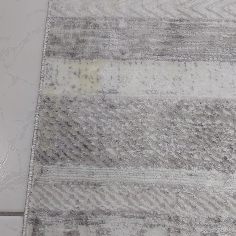 Nihan Halı ⁣tekstil Ürünleri Halıda Sarı Lekelenmeler Meydana Geldi