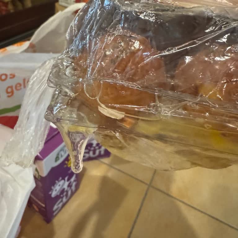 Migros Sanal Marketten Gelen Kırık Yumurtalar Ve Yetersiz Müşteri Hizmetleri