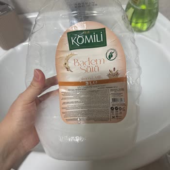 Komili Badem Sütü Sabunu Ellerimizi Mahvetti