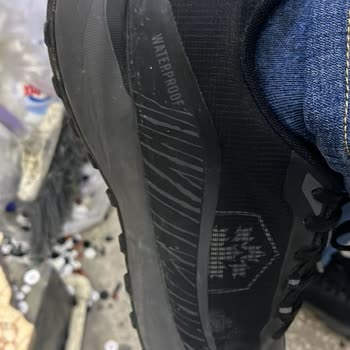 Su Geçirmez Ayakkabı Su Alıyor: Lumberjack İle Hayal Kırıklığı