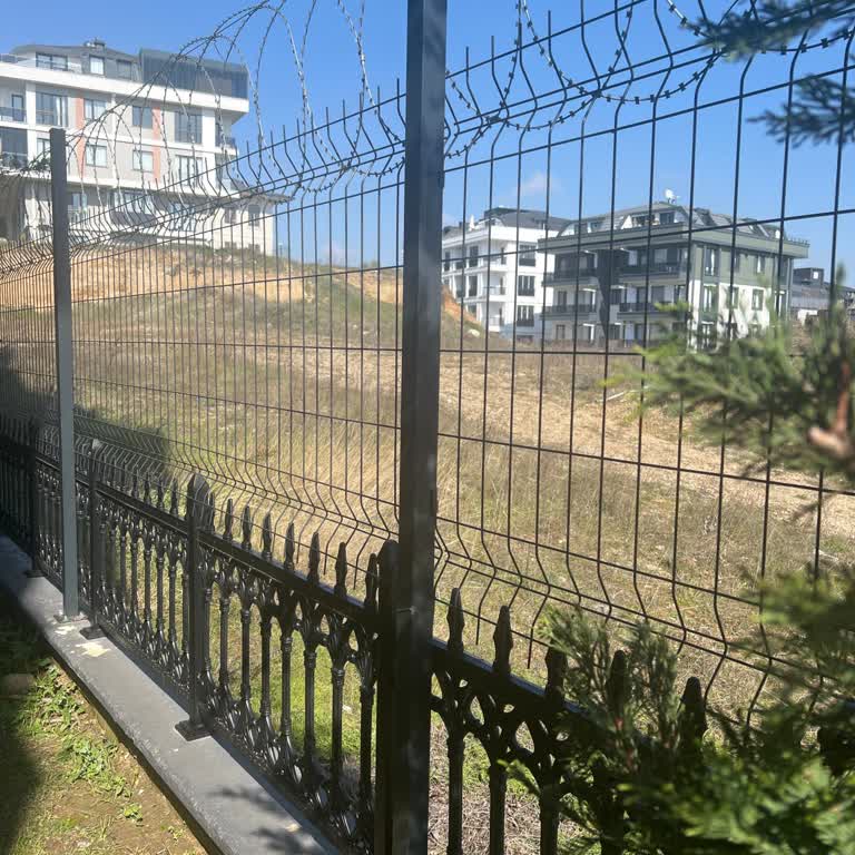 Beylikdüzü'nde Park Eksikliği Çocukları Sıkıyor