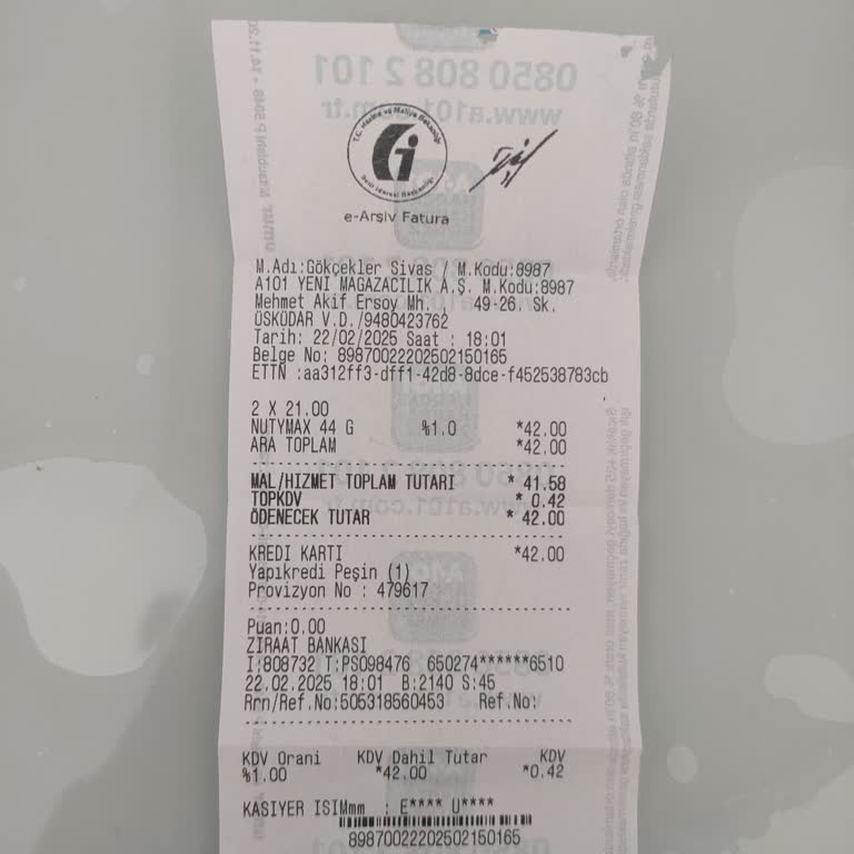 A101 Mağazasında İlgisiz Çalışan Ve Müşteri Mağduriyeti