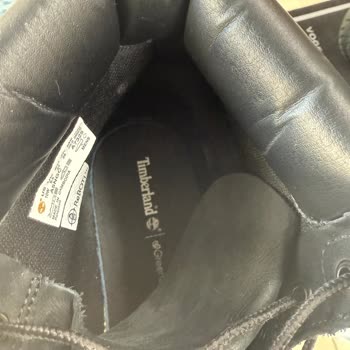 Müşteri Hizmetlerinde Alaycı Tavırlar Ve Yetersiz Yardım